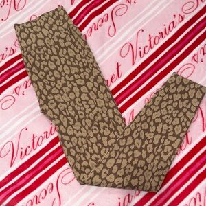PINK Victoria's Secret Brown & Tan Leopard Seamless Contour Shine Leggings